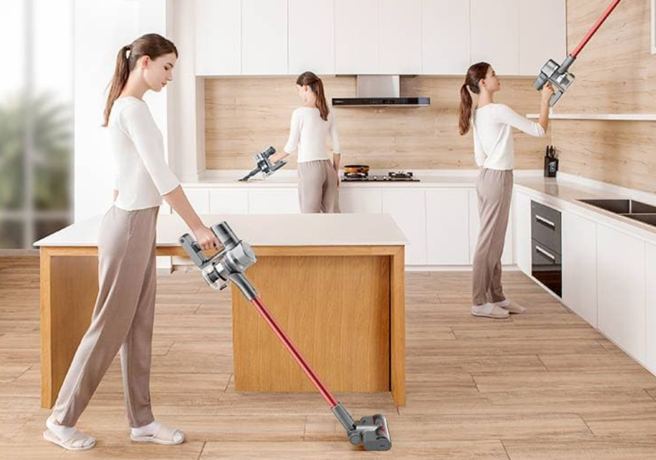 dreame t20 vacuum on the floor 